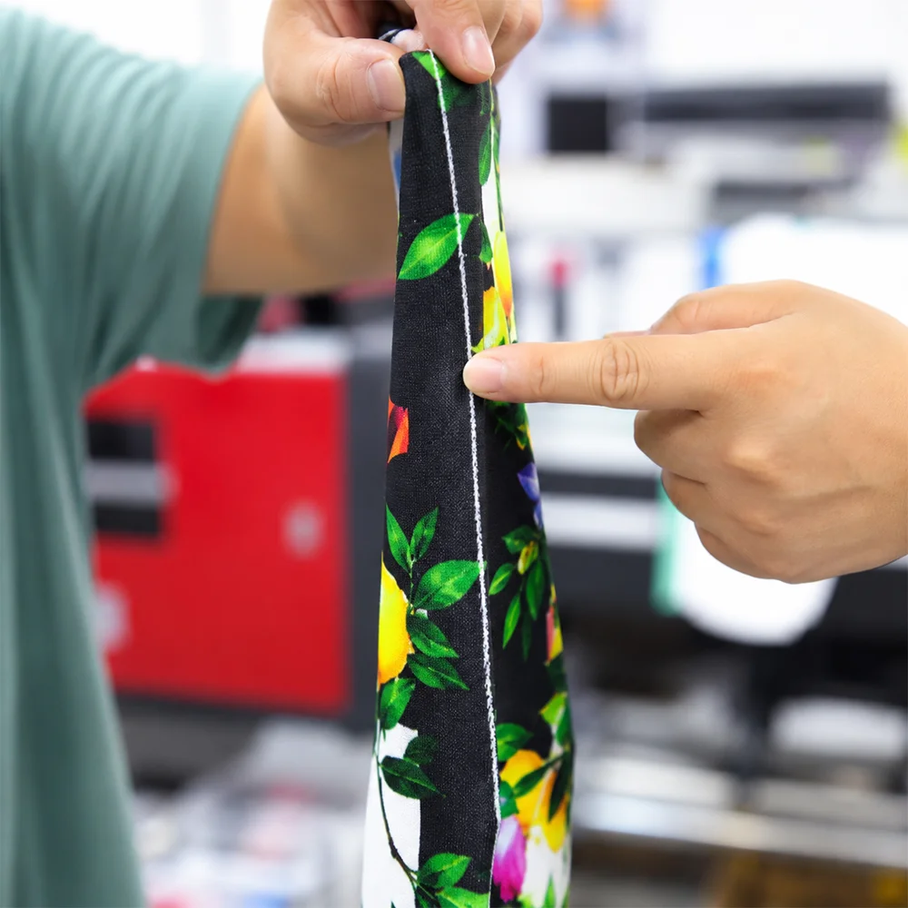 Sublimation sock printing showing white line on stretched sock